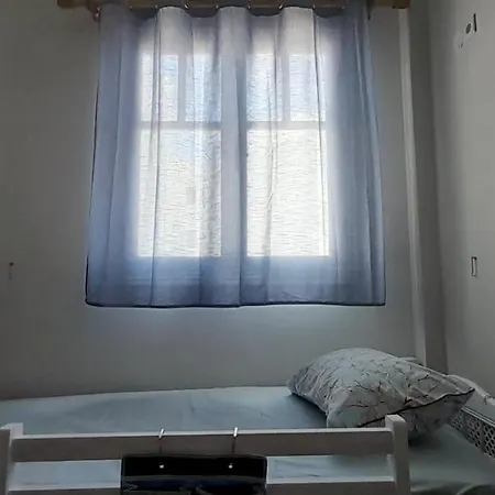 Seaview Family House *